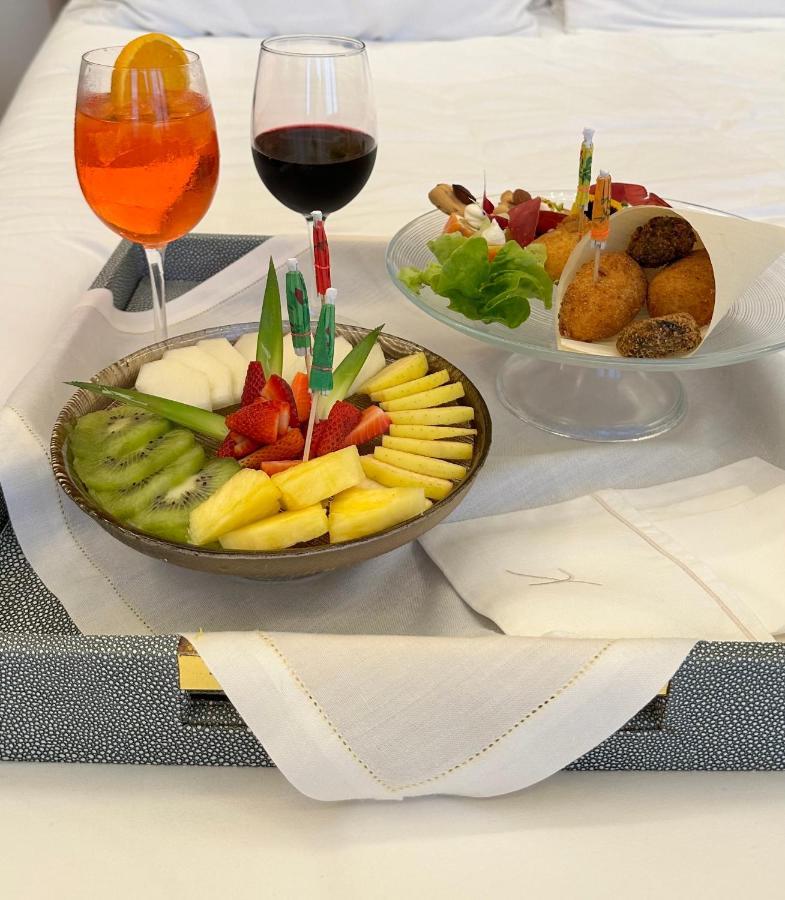 Experience Boutique Hotel - Villa Cimmino 카스텔라마레디스타비아 외부 사진